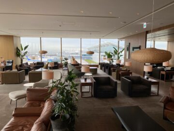 Cathay Pacific Lounge Tokio Haneda Sitzmoeglichkeiten3