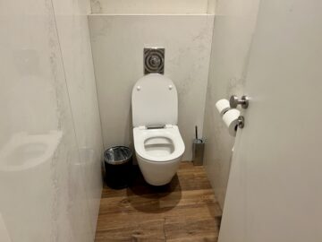 Dan Lounge Concourse C Tel Aviv Ben Gurion Airport Wc 3