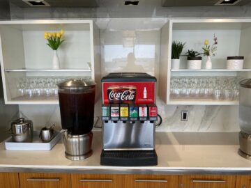 Delta Sky Club Los Angeles Terminal 2 Softdrinks