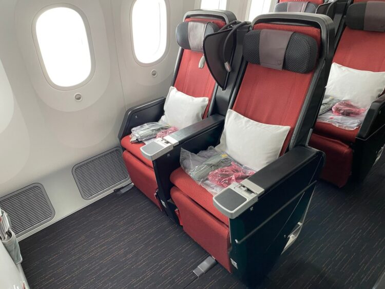Japan Airlines Premium Economy Boeing 787 Sitz Erste Reihe