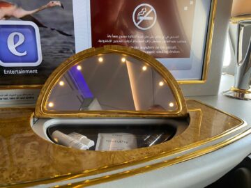 Emirates First Class Airbus A380 Amenities Spiegel