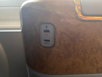 Emirates First Class Airbus A380 Usb Anschluss
