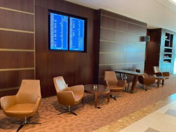 Review Emirates First Class Lounge Dubai Concourse A Sitzmoeglichkeiten3