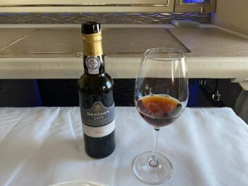 Review Emirates Game Changer First Class Boeing 777 300 Portwein