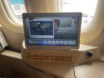 Review Emirates Game Changer First Class Boeing 777 300 Tablet