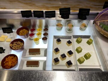 Singapore Airlines First Class Lounge Terminal 2 Dessert