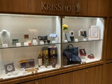 Singapore Airlines First Class Lounge Terminal 2 Kris Shop
