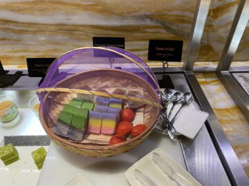 Singapore Airlines First Class Lounge Terminal 2 Sweets