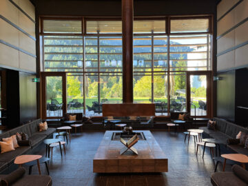 Kempinski Berchtesgaden Lobby Lounge Kaminbar 1