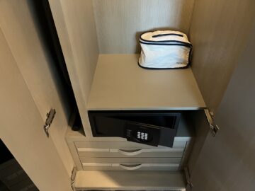 Crown Towers Hotel Sydney Zimmer Safe