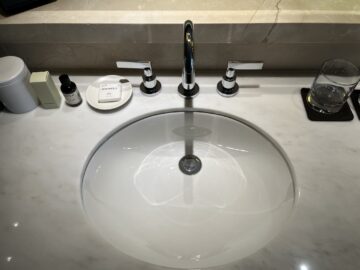 Park Hyatt Sydney Zimmer Bad Waschbecken 3