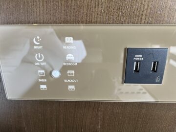 Park Hyatt Sydney Zimmer Control Panel