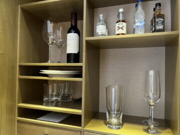 Park Hyatt Sydney Zimmer Minibar 2