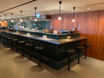 Cathay Pacific The Pier Business Class Lounge Hong Kong Noodle Bar 2