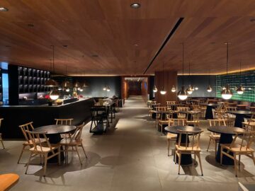 Cathay Pacific The Pier Business Class Lounge Hong Kong Tearoom 1