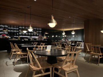 Cathay Pacific The Pier Business Class Lounge Hong Kong Tearoom 3