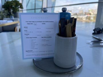 Crown Towers Hotel Sydney Fruehstueck Eierspeisen