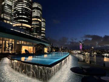 Crown Towers Hotel Sydney Pool Bei Nacht