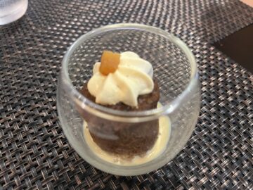 Fiji Airways Premier Lounge Nadi Buffet Dessert 2