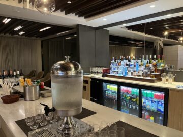 Fiji Airways Premier Lounge Nadi Restaurant Bar 2