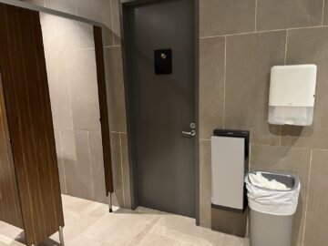 Fiji Airways Premier Lounge Nadi Wc Dusche