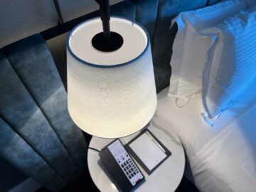 Intercontinental Sydney Zimmer Nachttisch 1