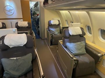 Lufthansa First Class Airbus A340 600 Sitze Rechts