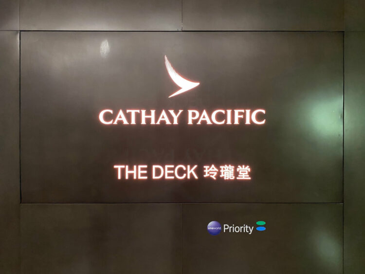 Cathay Pacific The Deck Business Class Lounge Hongkong Logo