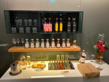 Lufthansa First Class Lounge A13 Frankfurt Drinks Cigar Lounge