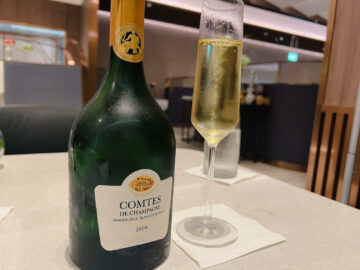 Singapore Airlines Neuer Private Room Taittinger Champagner