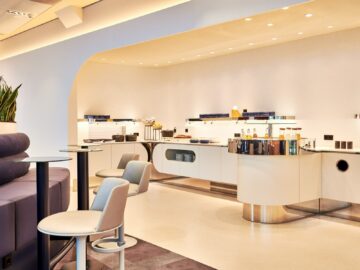 Oneworld Lounge Amsterdam Buffet Copyright