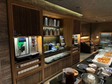 China Airlines Business Class Lounge Taipei Blick Angebot Hinten