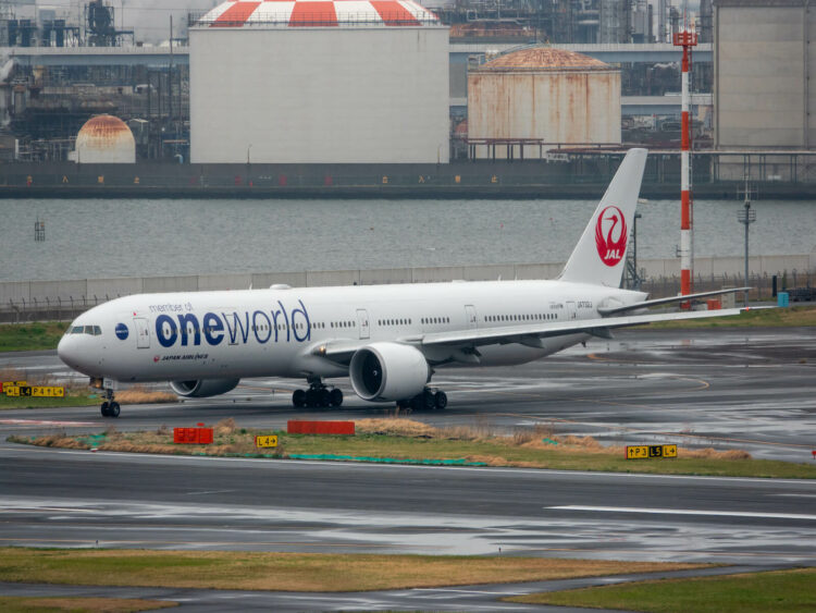 Flugzeug Japan Airlines Oneworld Livery Boeing B777 300