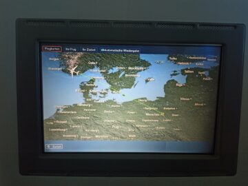 Lot Polish Airlines Business Class Boeing 787 8 Entertainment Flightmap