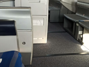 Lot Polish Airlines Business Class Boeing 787 8 Sitz Gebrauchsspuren 2