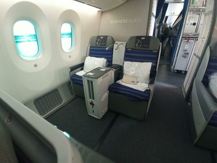 Lot Polish Airlines Business Class Boeing 787 8 Sitz Reihe 3