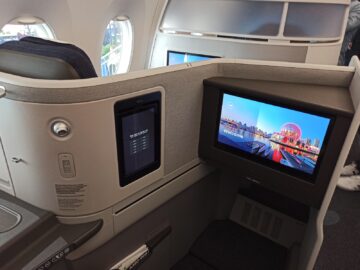Lufthansa Airbus A350 Allegris Business Class Monitor