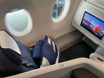 Lufthansa Airbus A350 Allegris Business Class Sitz 10