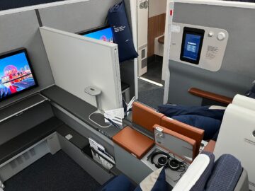 Lufthansa Airbus A350 Allegris Business Class Trennwand