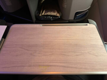 China Airlines Business Class Airbus A321neo Tisch