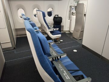 Lufthansa Allegris Airbus A350 Kabine Economy Class Statt First 1