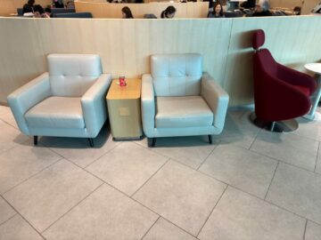 Korean Air Prestige Class Lounge West Seoul Incheon Sessel3
