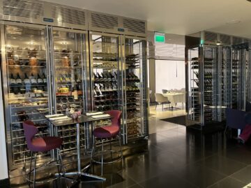 Qatar Airways Premium Lounge London Heathrow Terminal 4 Wein