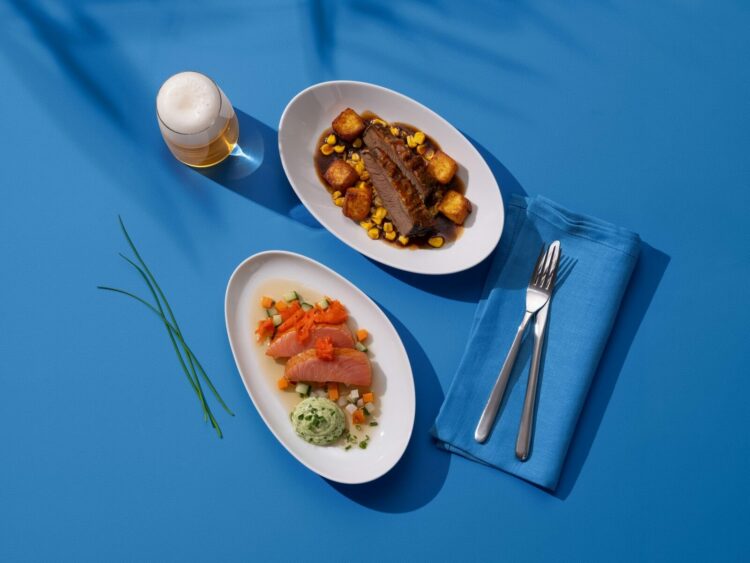 Discover Airlines Lukas Jakobi Lachs Tataki