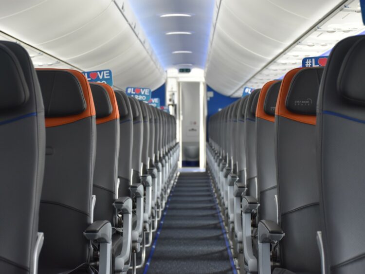 Jetblue A220 300economy Class Kabine Leer