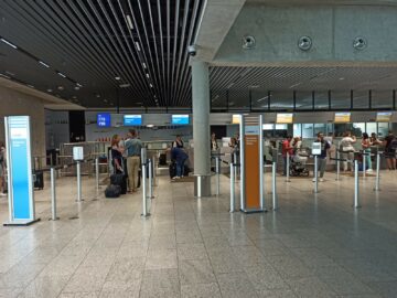 Condor Frankfurt Flughafen Check In Business Class
