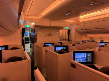 Etihad Airways Business Class Airbus A350 1000 Blick Nach Vorne