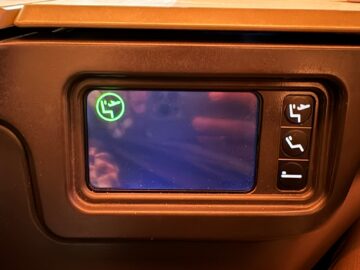 Etihad Airways Business Class Airbus A350 1000 Controller Sitz