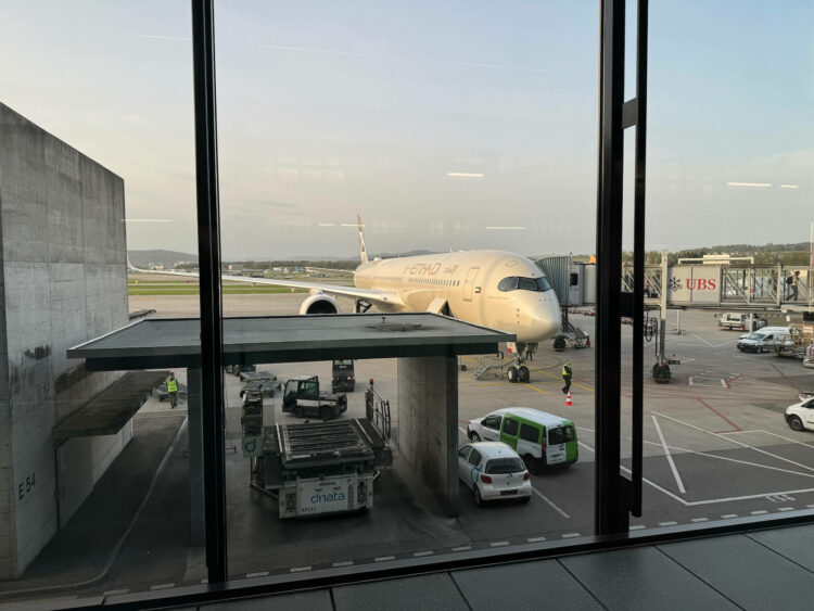 Etihad Airways Business Class Airbus A350 1000 Flugzeug