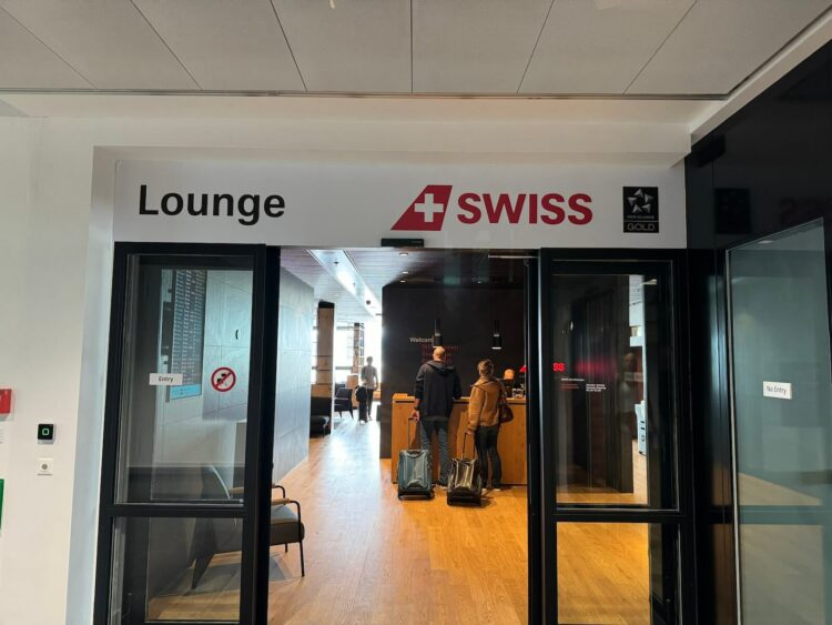 Swiss Lounge Zurich D Gates Eingang